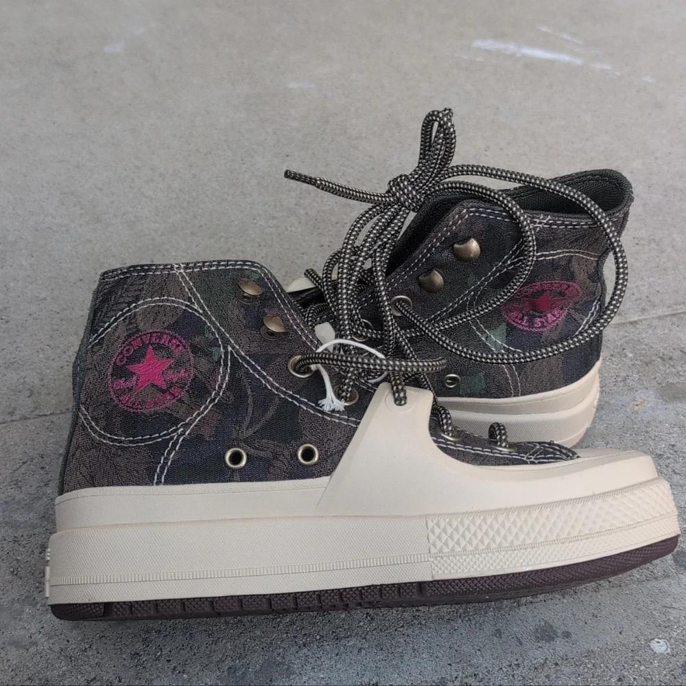 Chuck Taylor All Star Construct High 'Black Joy' (SKU:A05308C). Women's Size 4.5 - Picture 3 of 7